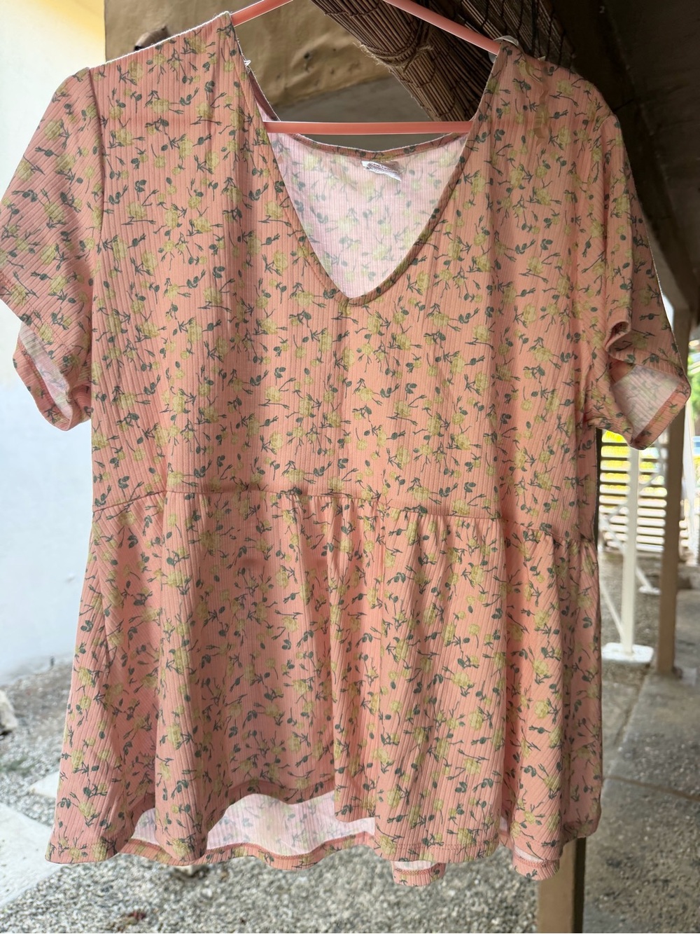 No Boundaries Pink Floral V-Neck Peplum Tunic